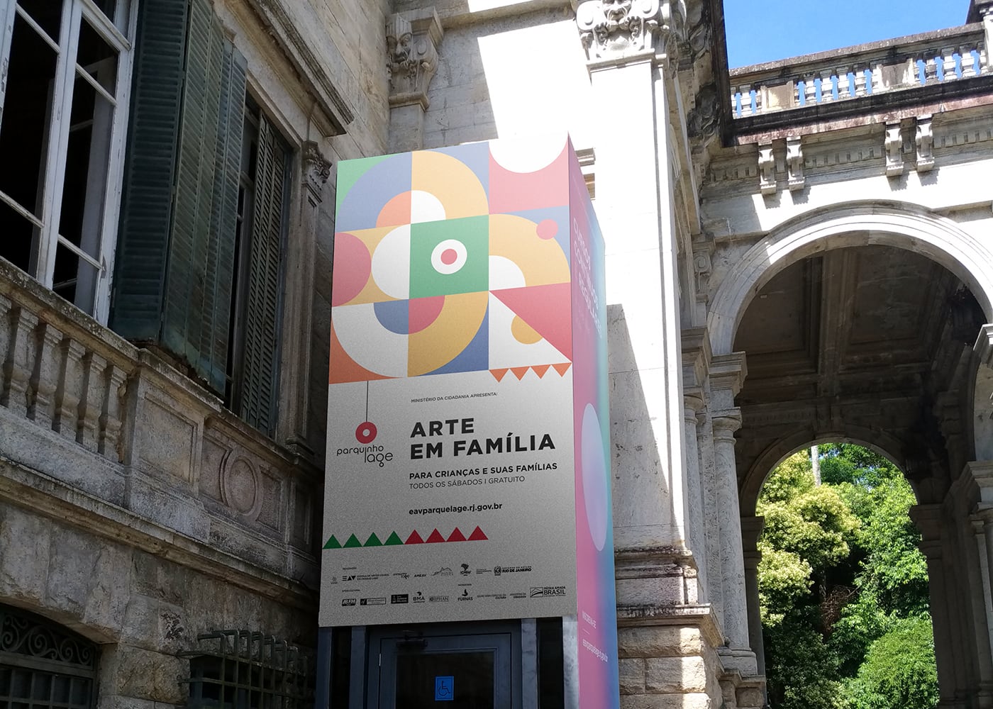 Foto do voal no palacete do Parque Lage - Arte em família